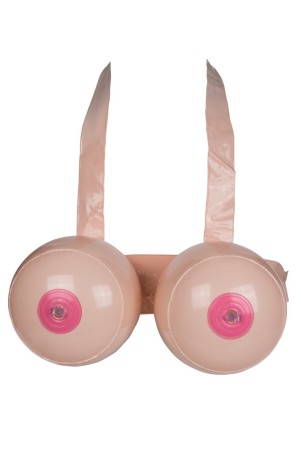 Freches Kampfspiel Boob Battle