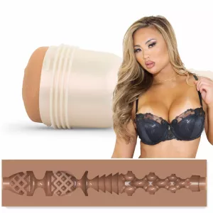 Fleshlight Kazumi Kumzumi avec actrice et profil de la gaine