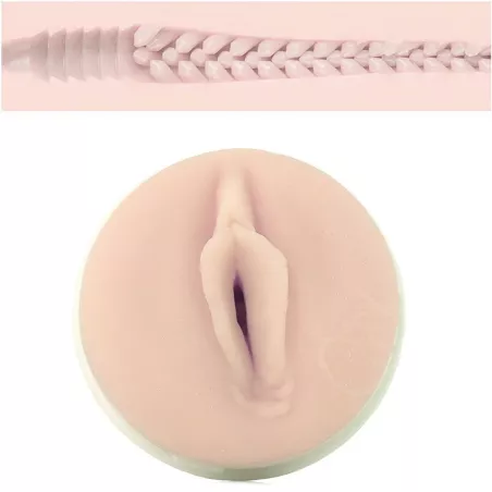 Fleshlight Jenna Haze Obsession – Close-up of vaginal orifice and internal texture