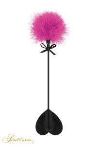 Tappetino a cuore con pompon fucsia